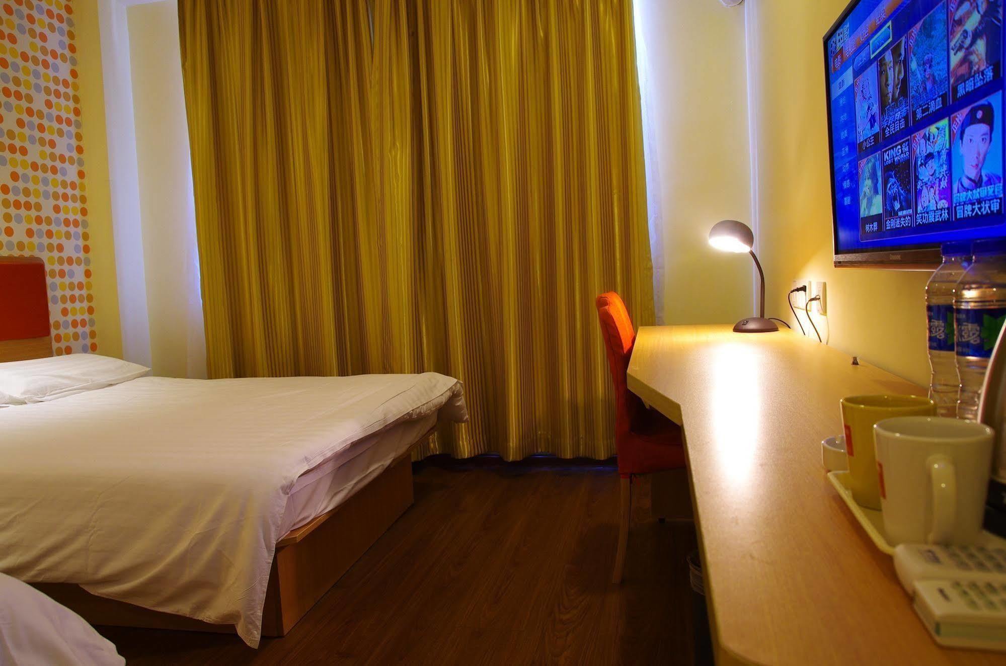 Home Inn Jiaxing Esterno foto